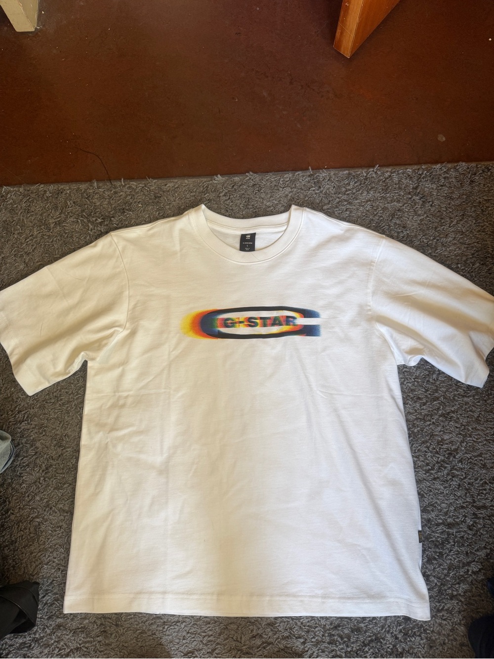 G-Star White T-Shirt with Black and Gold Logo Patch - Men’s Large Oversized Fit